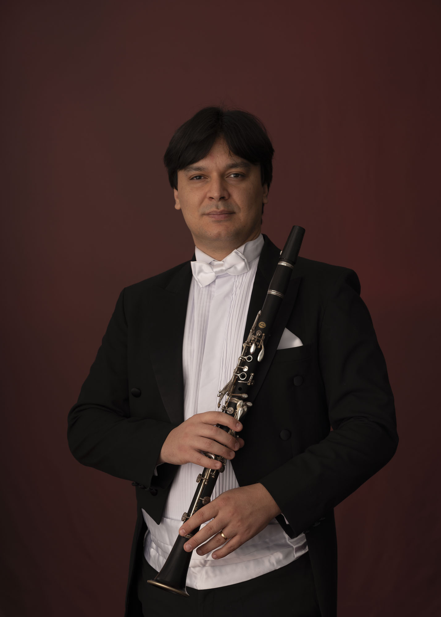 O instrumentista Jonatas Bueno. Foto de Eugênio Sávio.