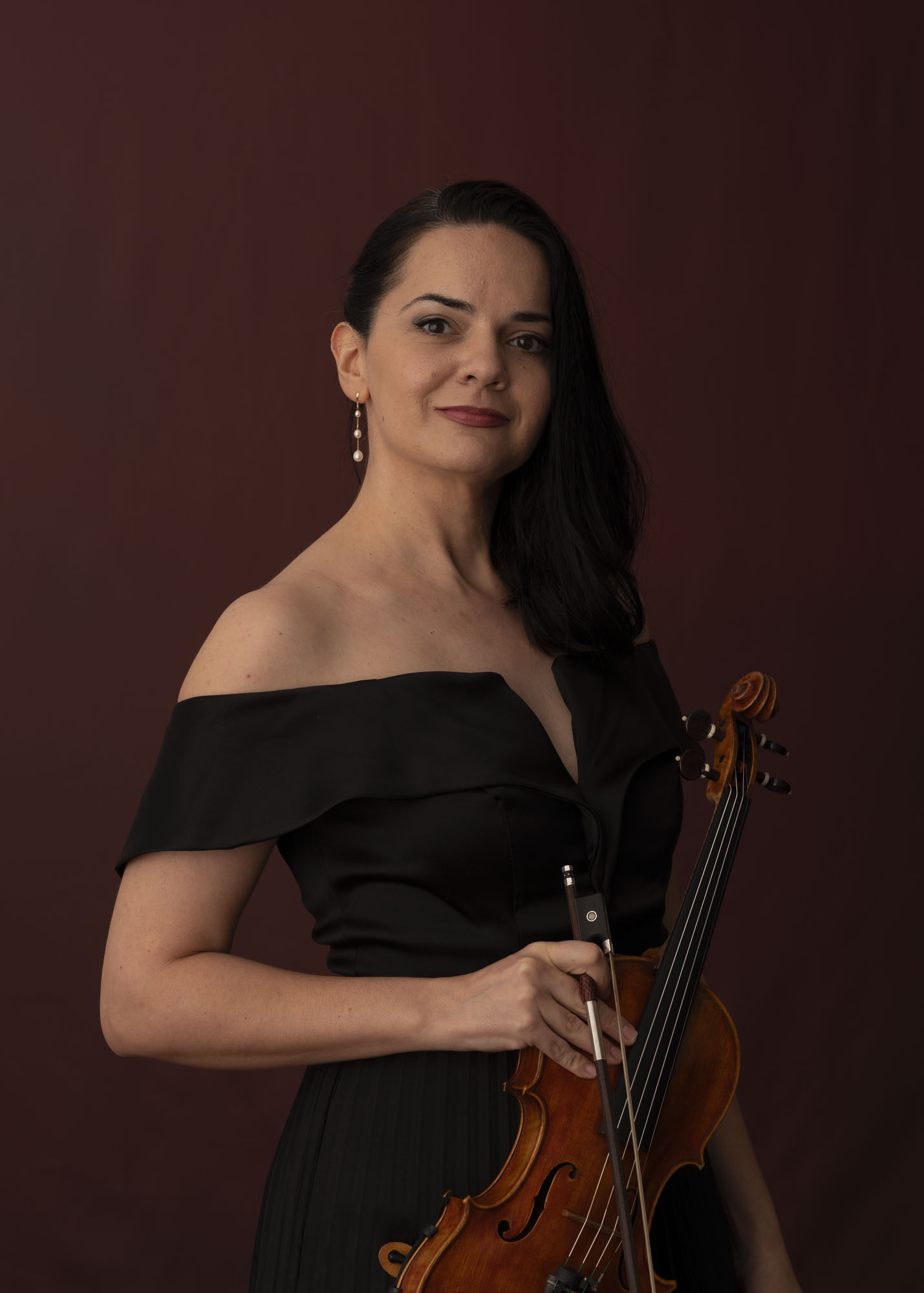 Foto da violinista Jovana Trifunovic.
