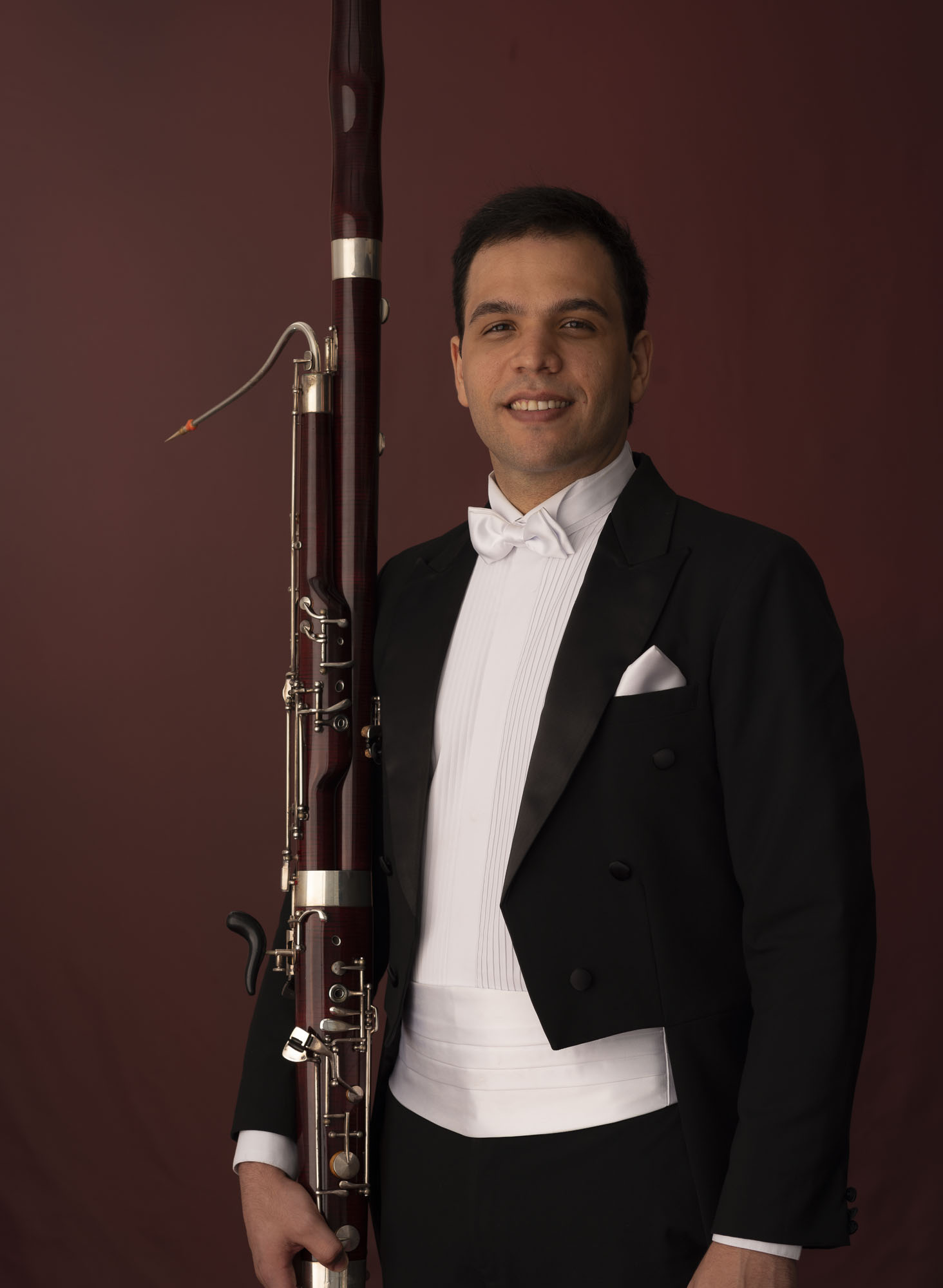 Foto do fagotista Mateus Almeida.