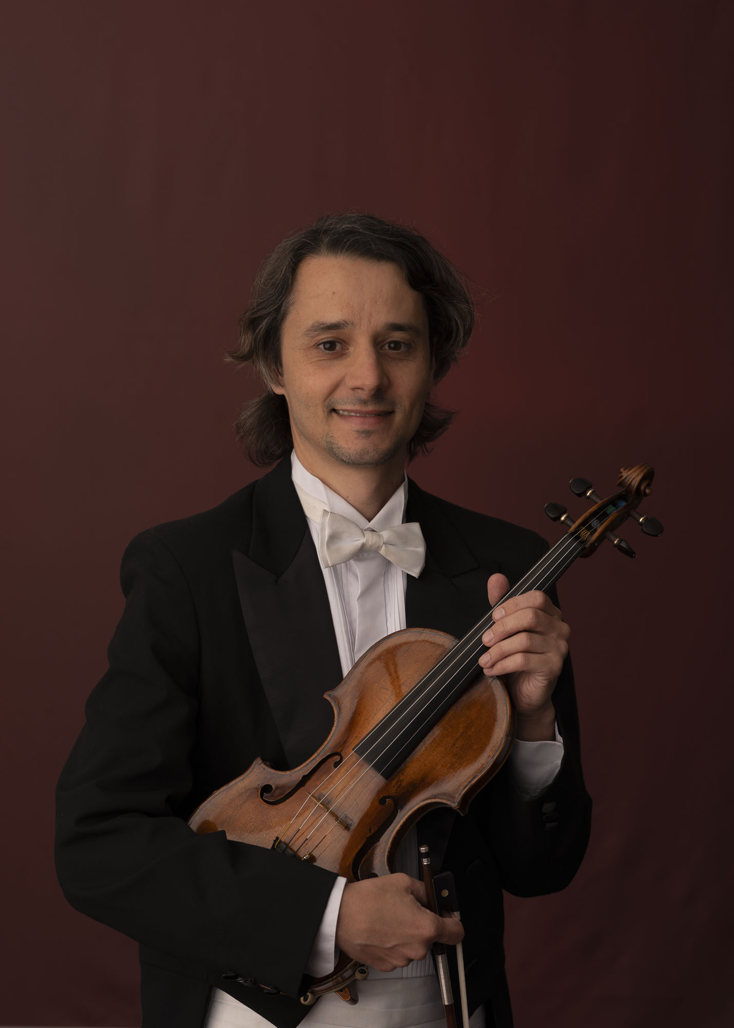 Foto do violinista Rodolfo Toffolo
